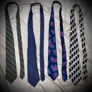 4/LOT Variety of Men's Neck Ties